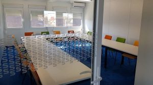 kontener-biurowy-wnetrze-mobilbox-44